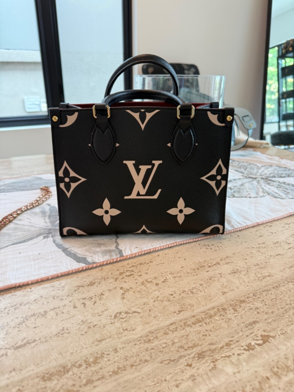 Louis Vuitton Empreinte Monogram Giant Onthego PM Black Beige Pre-Owned - Picture 13 of 13
